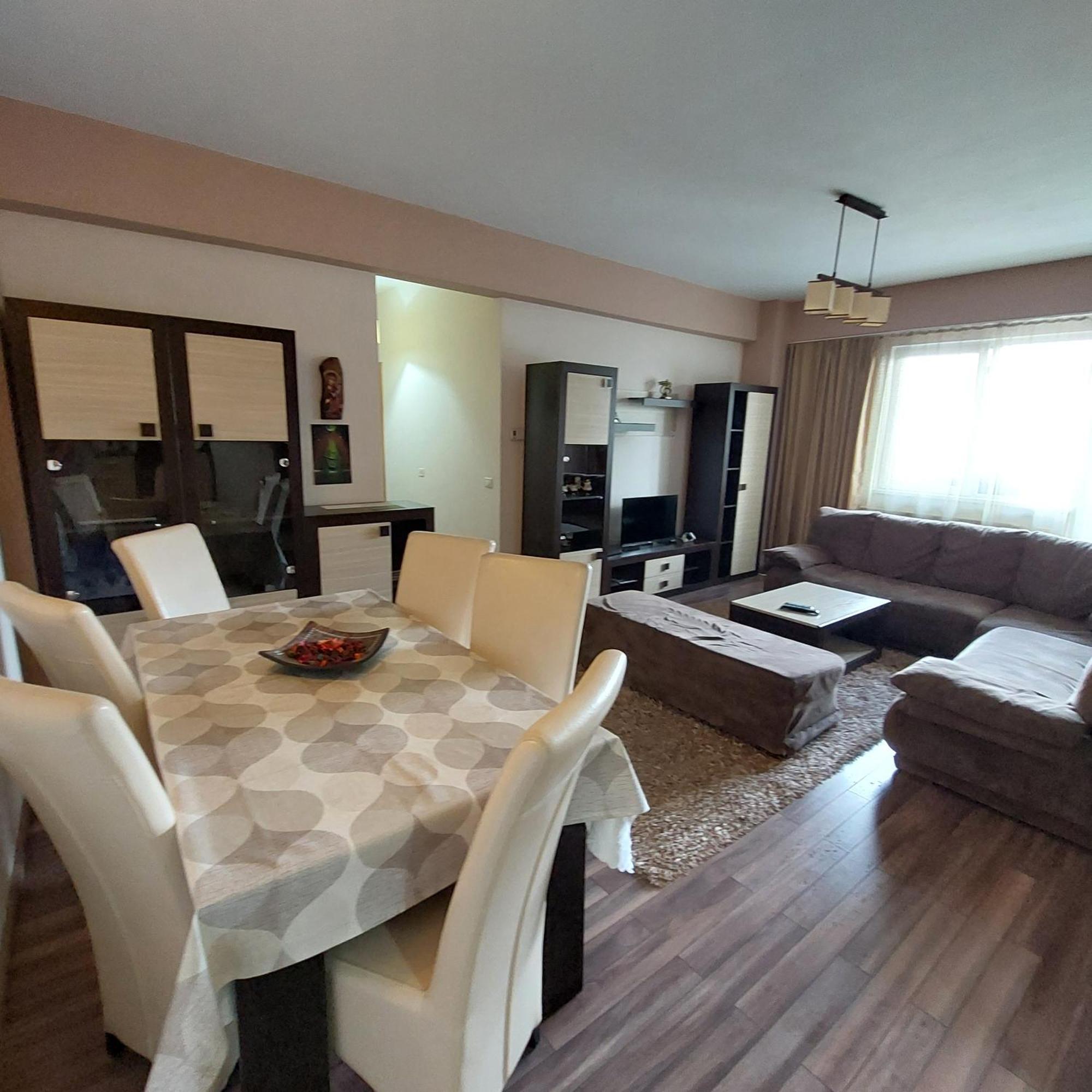 Apartament Very Big Bistriţa Exteriör bild
