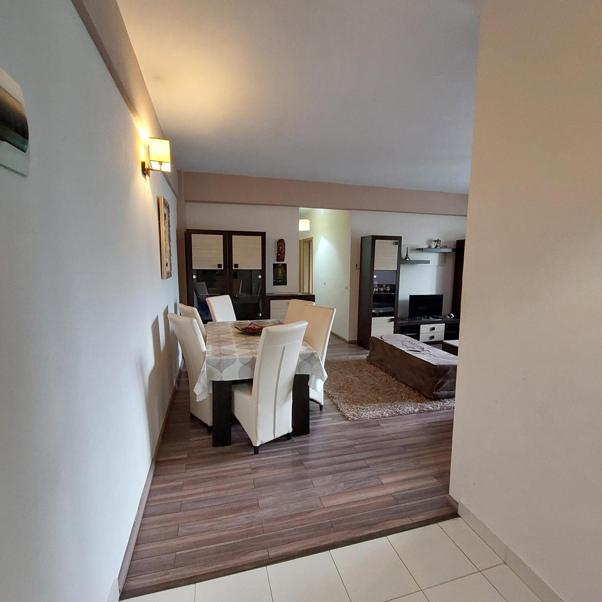 Apartament Very Big Bistriţa Exteriör bild